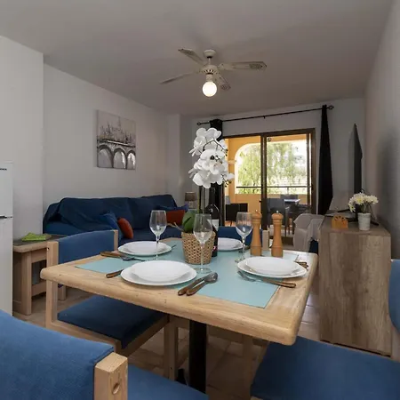 Castle Harbour 41a - One Bed Apartment *