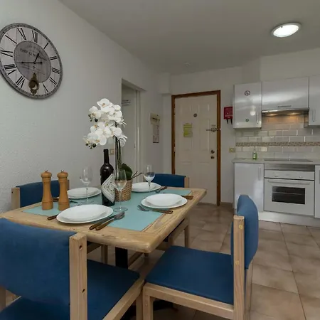 Apartment Castle Harbour 41a - One Bed *